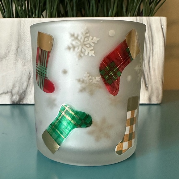 Yankee Candle Christmas Candle Holder and Christmas Cookie Candle - Picture 3 of 4